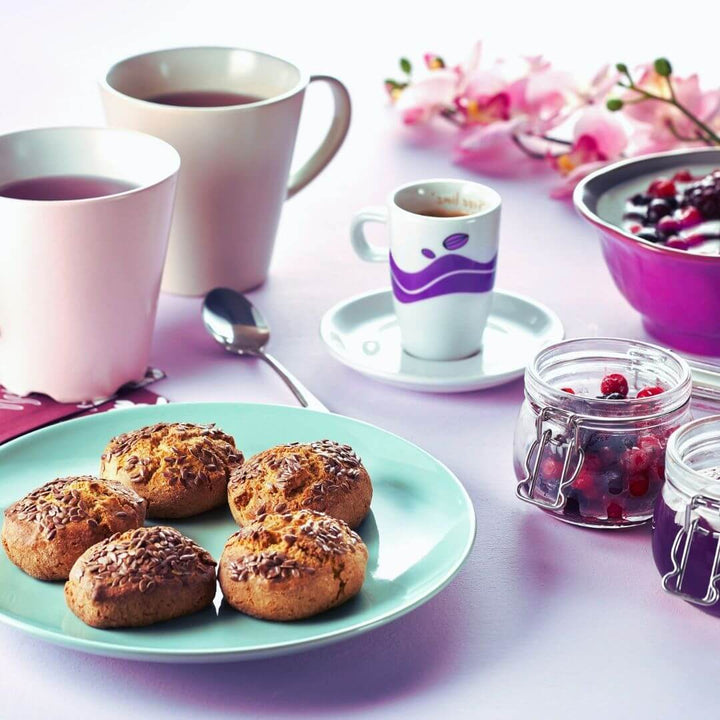 biscotti-artigianali-delle-marche-con-frutti-di-bosco-e-farine-di-farro-e-avena